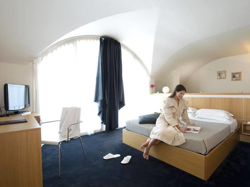Hotel Delle Fiere Mozzate Exteriér fotografie
